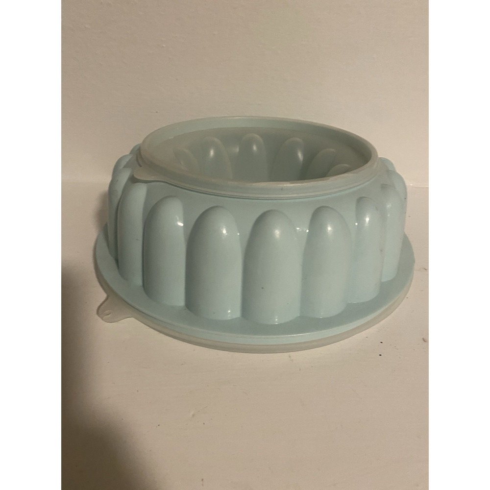 Vintage Tupperware Jello Mold Ice Ring Mint Green 3 Piece